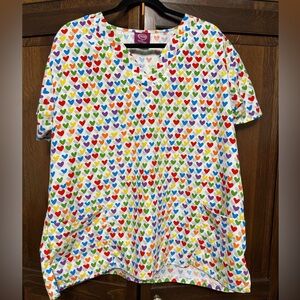 ⭐️ Divine Curves Heart Scrub Top